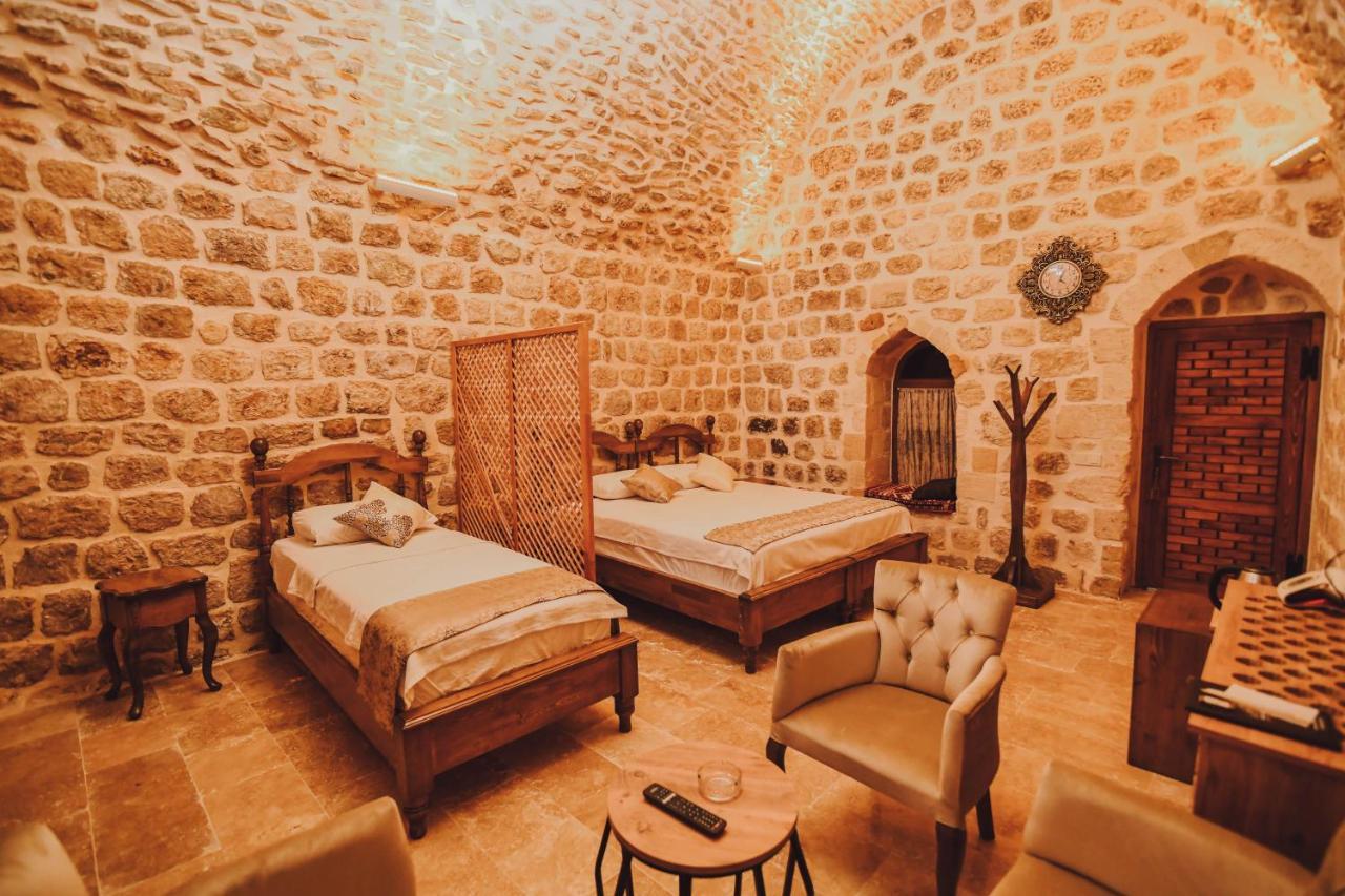 Hanedan Konagi Butik Otel Deluxe King Triple Room Anka Mardin Exterior photo